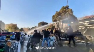 Протесты в Израиле: демонстрантов разгоняют водомётами у парламента
