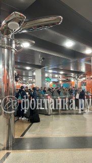 Сбой турникетов на станции «Беговая» в Петербурге