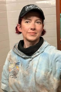 Из IT в сварщики: история о снижении зарплаты ради стабильности и счастья