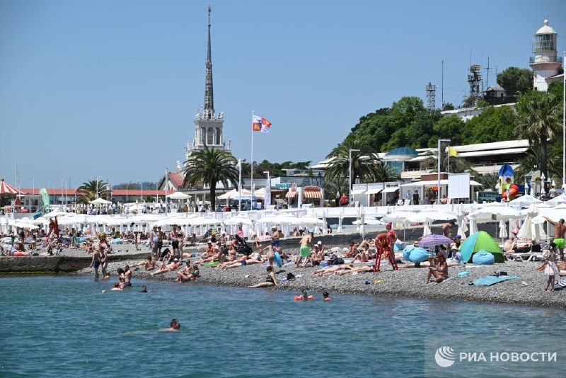 АТОР назвала города для бюджетного отдыха у моря на майские праздники