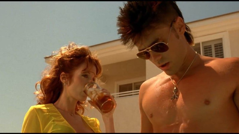 Легкое роуд-муви: обзор фильма «Шоссе 2002»