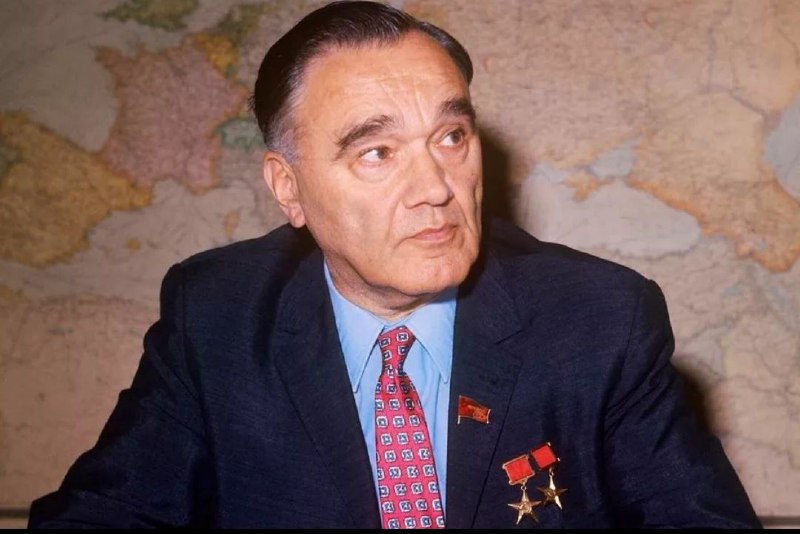 1 апреля 1906 года родился авиаконструктор Александр Яковлев