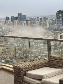 Иранские ракеты поразили Тель-Авив: 14 раненых