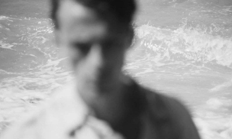 Обзор фильма «Посторонний»: Озон о колониализме и апатии