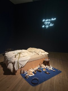 Ретроспектива Трейси Эмин в Tate Modern: автофикшн и боль