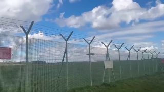 B-52H с боевой нагрузкой вылетел из Британии в сторону Ирана