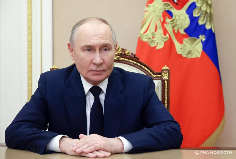 Путин: конкурентные выборы в России сейчас втройне важны